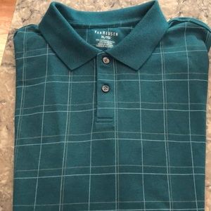 Excellent condition men’s van Heusen polo